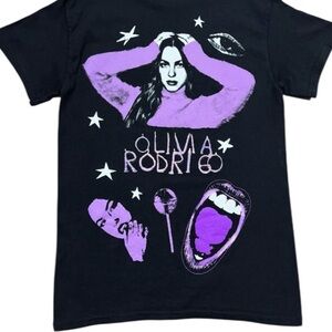 Olivia Rodrigo Official Unisex Graphic T-Shirt Purple Print Black Size M, NWT
